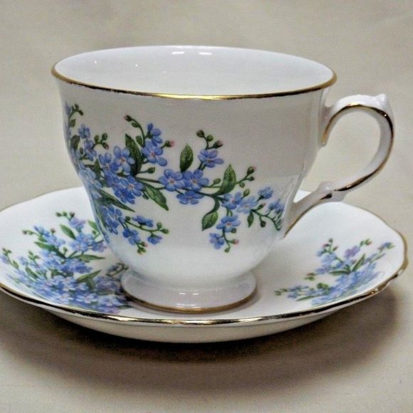 Queen Anne Bone China Forget-Me-Not Footed Tea Cup and Saucer Pattern no. 7527 - Picture 5 of 11